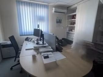bureaux 149 m²