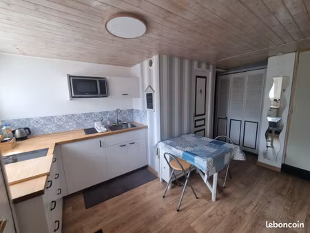 chambre meublée