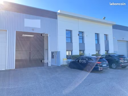 local d'activité 340 m²