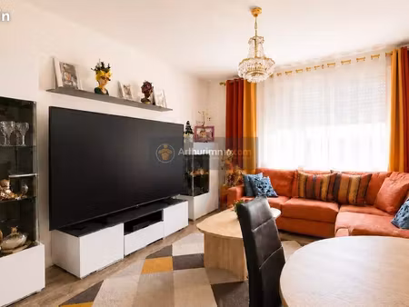appartement 3 pièces 55 m²