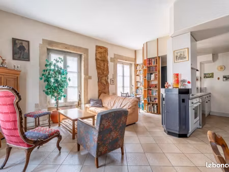 appartement 3 pièces 68 m²