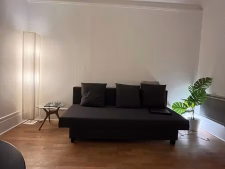 cession bail meublé - neuilly-sur-seine -33m²