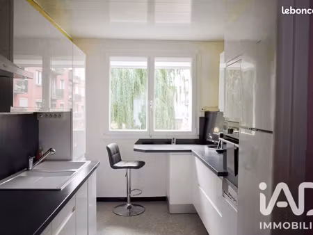 appartement 5 pièces 82 m²