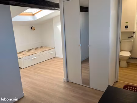 appartement 2 pièces de 32 m² — charges incluses (eau  chauffage  électricité et internet)