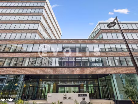 bureaux 2 465 m²