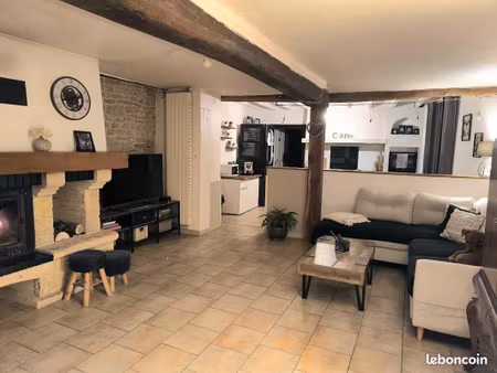 maison à louer aux riceys