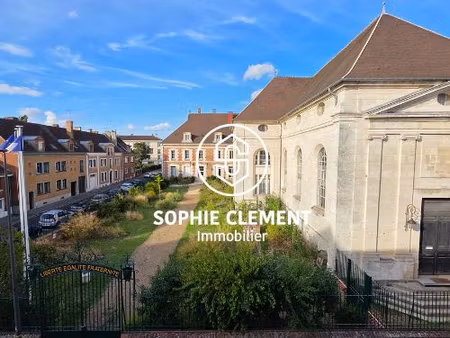appartement 3 pièces 83 m²