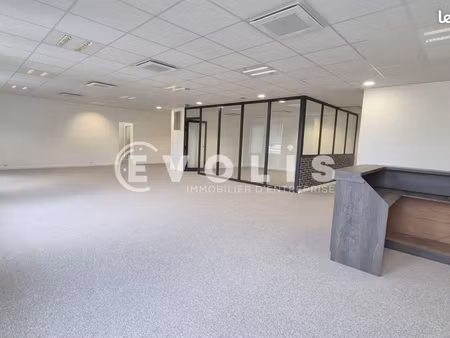 bureaux 198 m²
