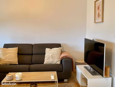 t2 neuf 36m² au calme dans grand corps de ferme
