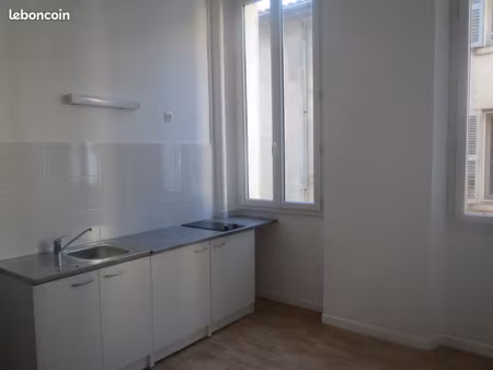 location t2 toulon centre