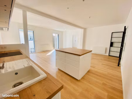 maison appartement 4/5 chambres   grand garage  cholet