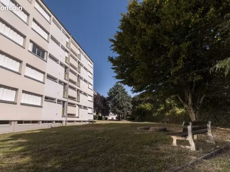 appartement 5 pièces 93 m²
