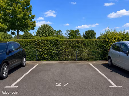 place de parking privative