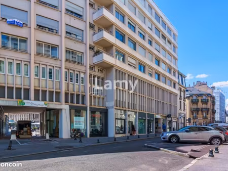 appartement 3 pièces 52 m²