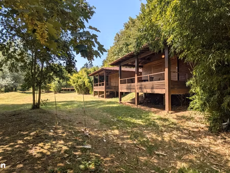 chalet 27 pièces 315 m²
