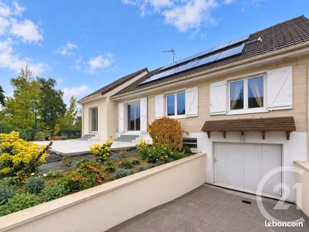 pavillon 6 pièces 160 m²