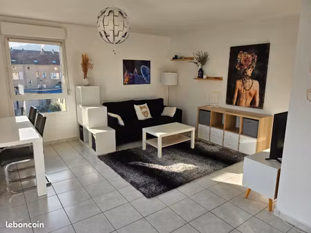 appartement meublé 56m2 balcon et parking