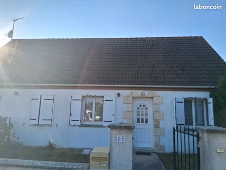 maison 4 pièces de 71 m² avec garage – centre de baule