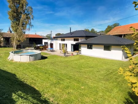 villa 4 pièces 157m2