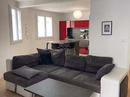 t3 meublé secteur place des carmes