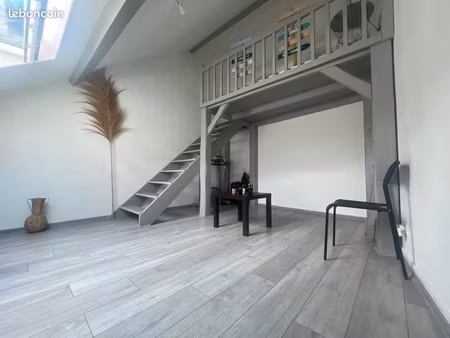 à louer studio centre ville de soissons