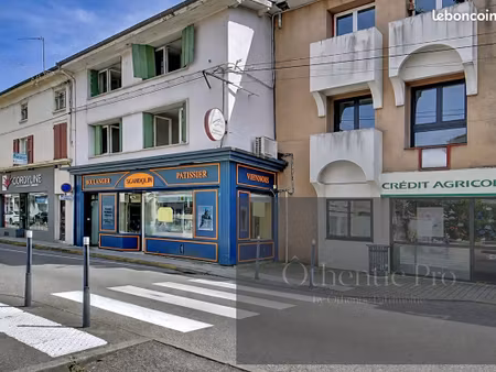 local 300 m² bourgoin-jallieu