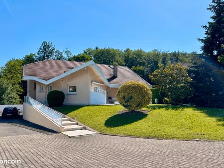 maison d'architecte de 172 m² – prestations haut de gamme – vue vercors – terrain de 1 163