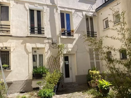 aubervilliers studio occupé