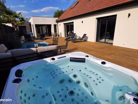 maison contemporaine 185 m² - piscine - spa - salle cinéma - climatisation - 5 chambres dp