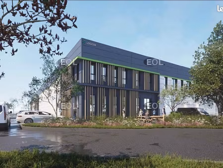 local d'activité 4 301 m²