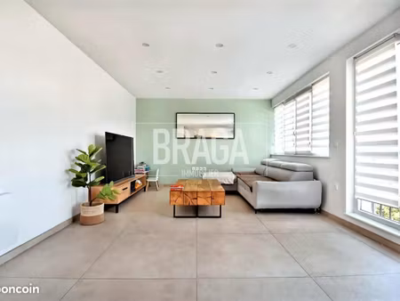 appartement 3 pièces 81 m²
