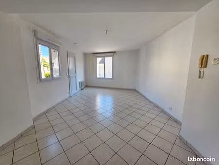 appartement 2 pièces 55 m²