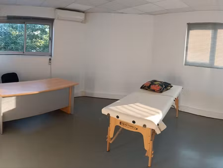 cabinet médical dans salle de sport adaptée