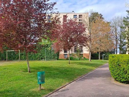 appartement - 96 m2 - 5 pièces - 3 chambres