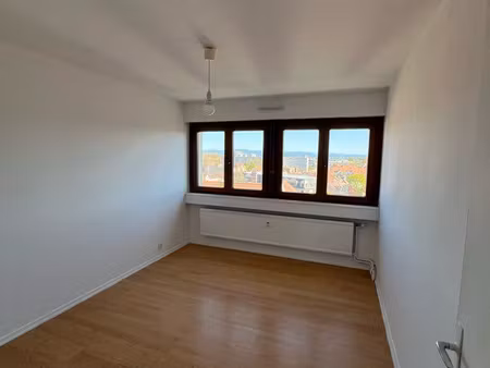 appartement 3 pièces de 74 m² à schiltigheim