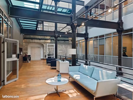 abonnements flexibles pour un espace de coworking à louer à marseille  les docks marseille