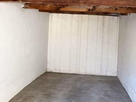 location garage fermé