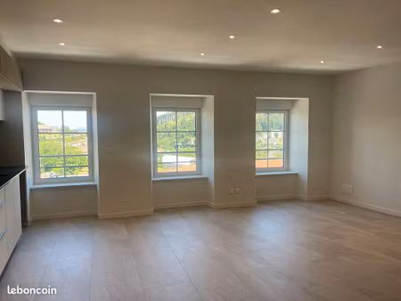 duplex 4 pièces 93 m²