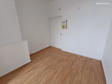 appartement 1 pièce 14 m²