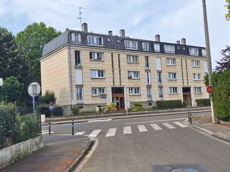 compiègne centre : 2 chambres indépendantes à louer
