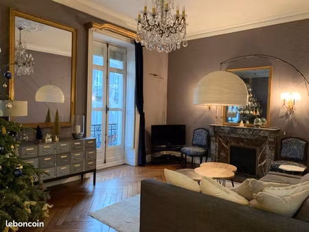 charmant appartement ancien quartier copernic  85m2 avec parking et ascenseur