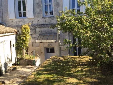 maison ville avec jardin