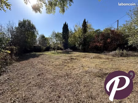terrain 895 m² prigonrieux