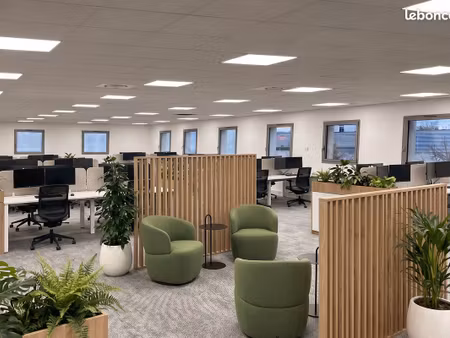 bureaux a vendre accès prime intersection a43/a46 rocade est
