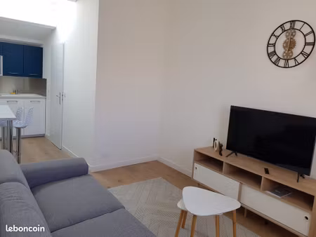 agréable studio 23m2 meublé rue gambetta la rochelle