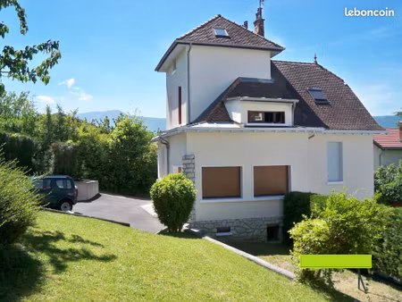 appartement etudiant 50m fac esp.verts/ parkings