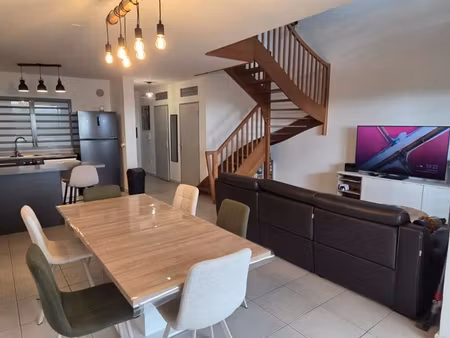 a louer t4 duplex sainte marie vue mer et montagne