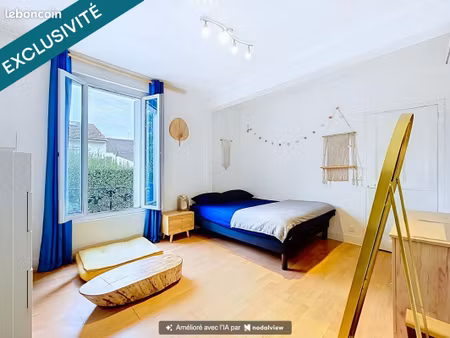 studio 1 pièce 27 m²