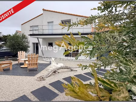 villa 7 pièces 113 m²