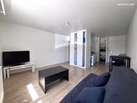 studio meublé bbc 29 m² – parking privatif attribué en sous-sol